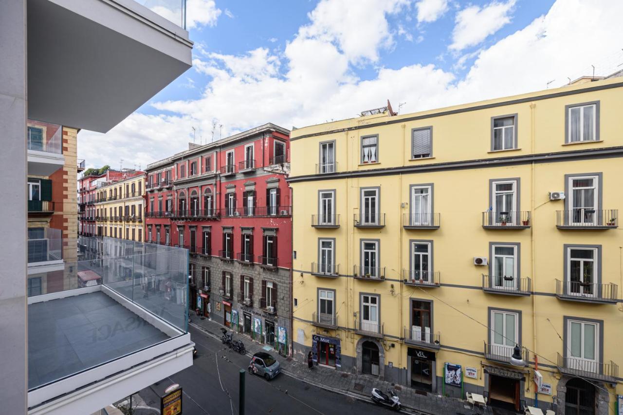 Via Niccolo Tommaseo 4 - Appartamento 3 Naples Luaran gambar